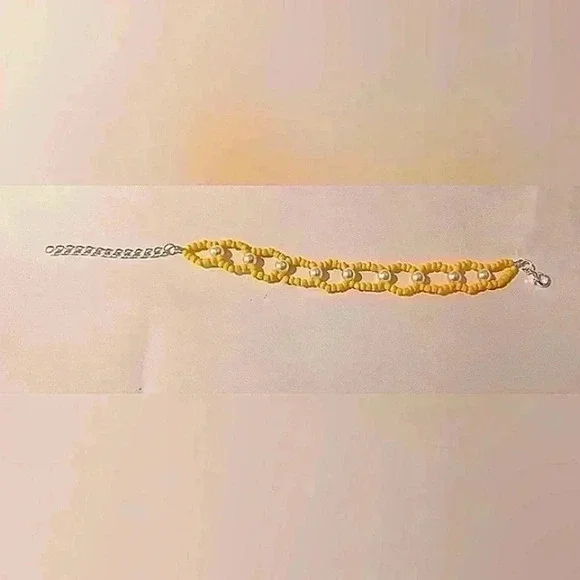 Beaded bracelet made in the Florida Keys - Picture 4 of 5